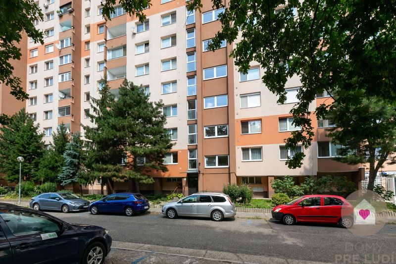 BA/PETRŽALKA-Rent a spacious 2 bedroom apartment with a balcony and AC