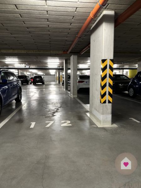 Rent Garage, Garage, Zuzany Chalupovej, Bratislava - Petržalka, Slovak