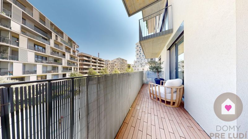 Stylish 2-bedroom apartment with large balcony |Čerešne Fine Living 