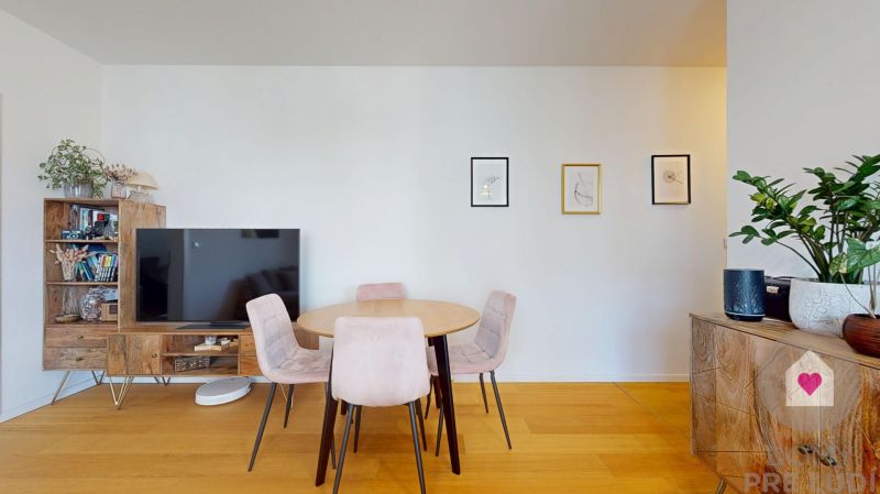 Stylish 2-bedroom apartment with large balcony |Čerešne Fine Living 