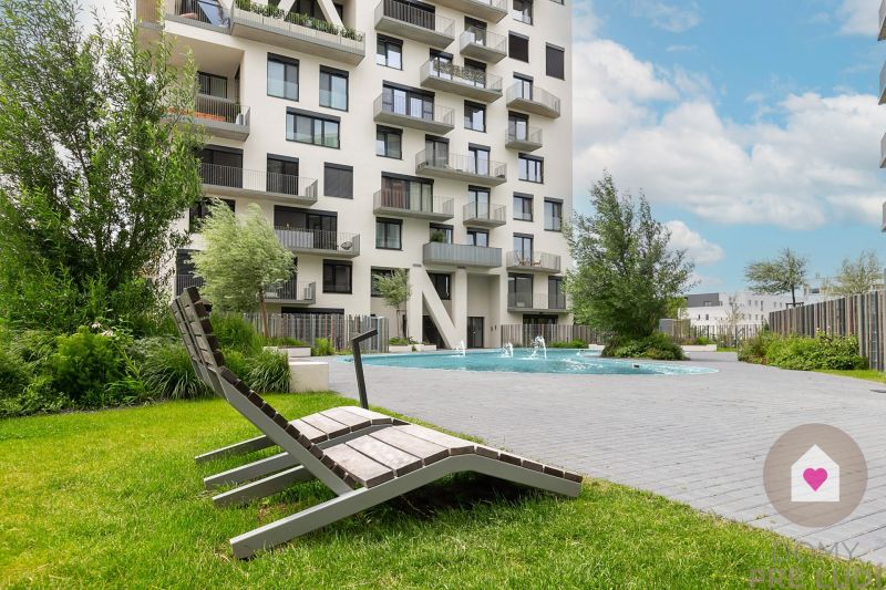 Stylish 2-bedroom apartment with large balcony |Čerešne Fine Living 