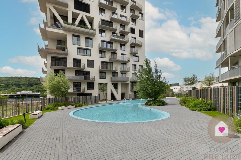 Stylish 2-bedroom apartment with large balcony |Čerešne Fine Living 