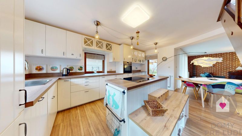 Beautiful family house with large plot and garden in the Čaradice
