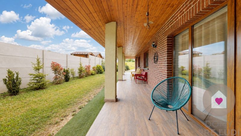Beautiful family house with large plot and garden in the Čaradice