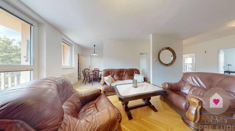 Trnava- Large 4-room apartment 85 m² + loggia | 3 separate rooms 
