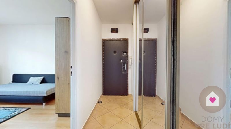 Trnava- Large 4-room apartment 85 m² + loggia | 3 separate rooms 