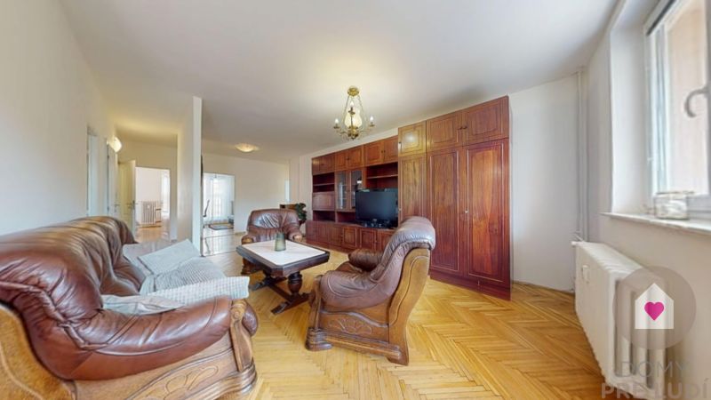 Trnava- Large 4-room apartment 85 m² + loggia | 3 separate rooms 