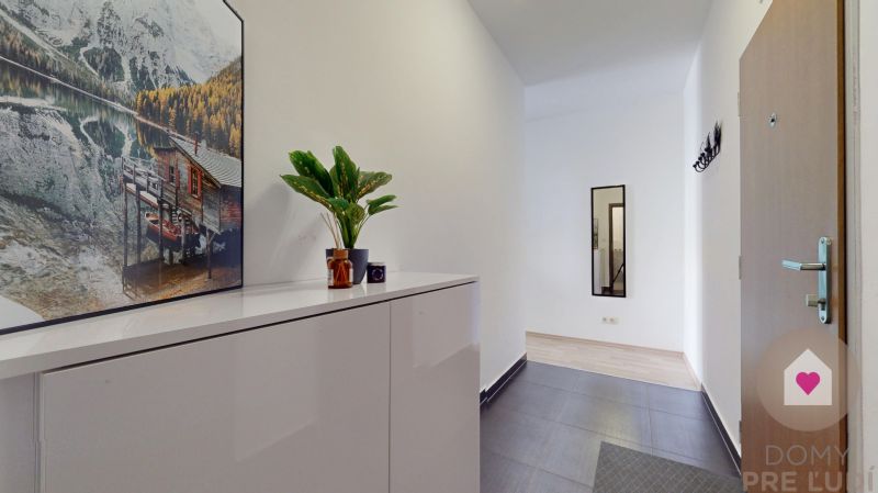 BA/PETRŽALKA -Rent of a 2-room apartment with a view in a new building