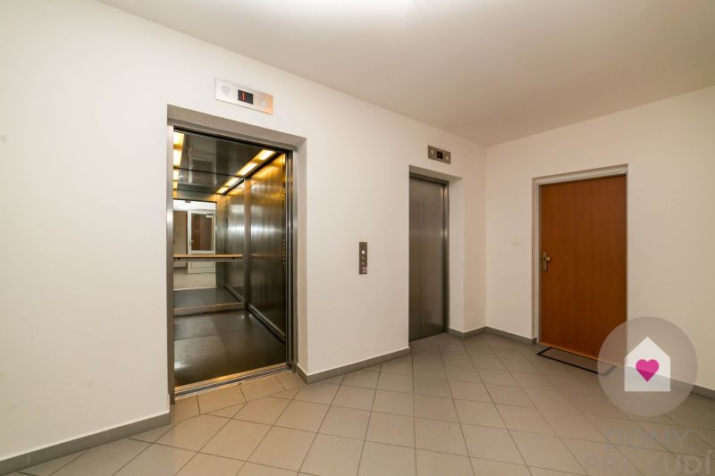 BA/PETRŽALKA -Rent of a 2-room apartment with a view in a new building