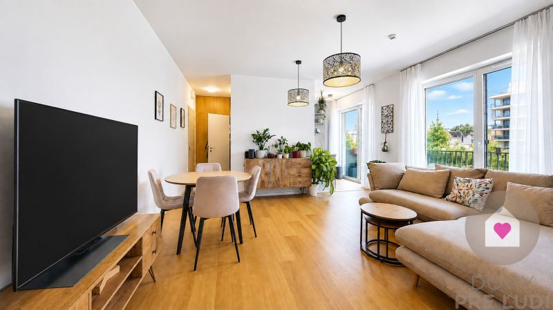 Stylish 2-bedroom apartment with large balcony |Čerešne Fine Living 