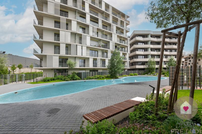 Stylish 2-bedroom apartment with large balcony |Čerešne Fine Living 