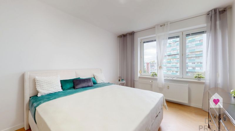 BA/NIVY-Rent of a complet renovated 3-room apartment near Old town