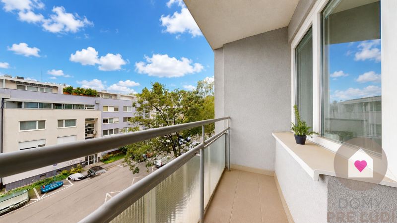 BA/RUŽINOV-2-room apartment with balcony and loggia after recontructio