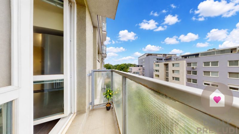 BA/RUŽINOV-2-room apartment with balcony and loggia after recontructio