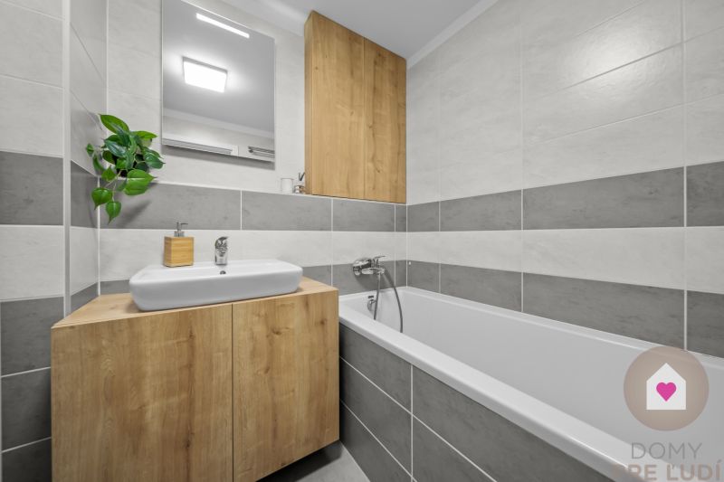 NIVY/CityPark Ružinov–Sale of a modern 2.5-room apartment with balcony