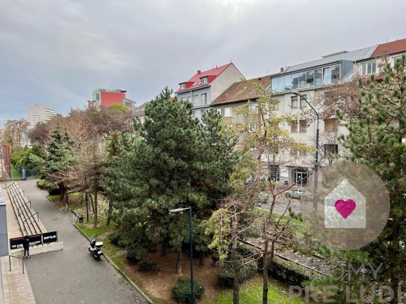 BA/RUŽINOV-Long-term rent of a 2-room apartment with parking space