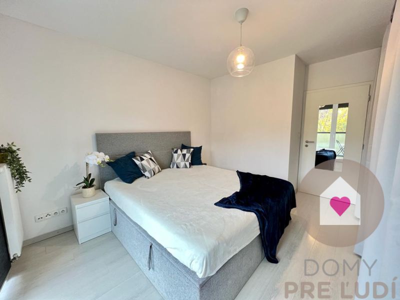 BA/RUŽINOV-Long-term rent of a 2-room apartment with parking space