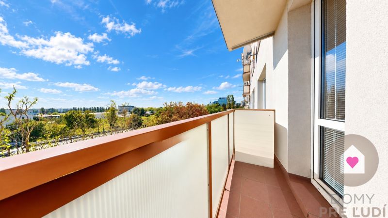 3-Room Apartment for Sale with Balcony and Greenery View | Rumančeková