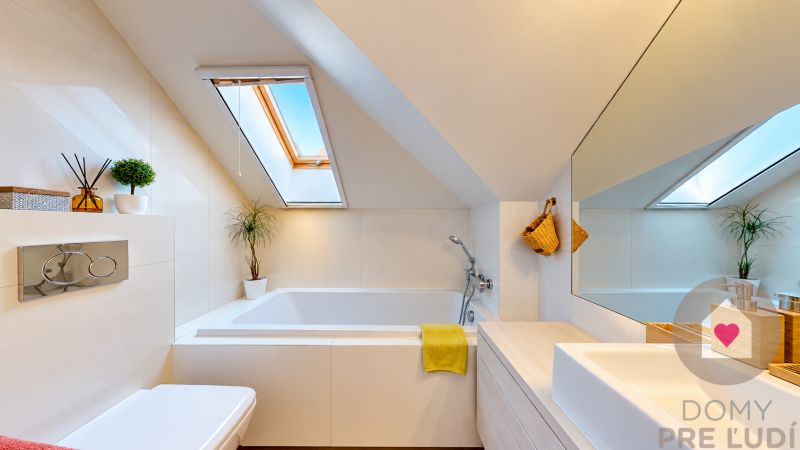 FOR RENT – ATTIC 2-ROOM APARTMENT WITH CHARACTER | FULLY FURNISHED 