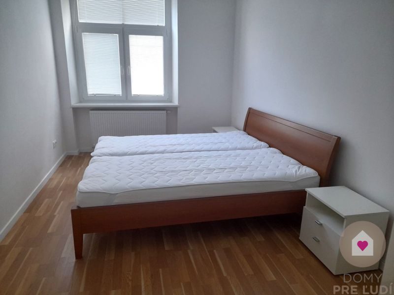 Rent One bedroom apartment, One bedroom apartment, Ľadová, Bratislava 