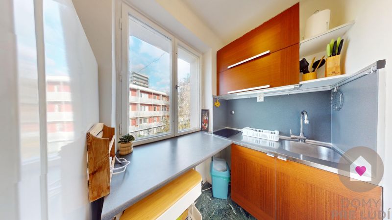 BA/KRAMÁRE - A stylish studio apartment after partial reconstruction