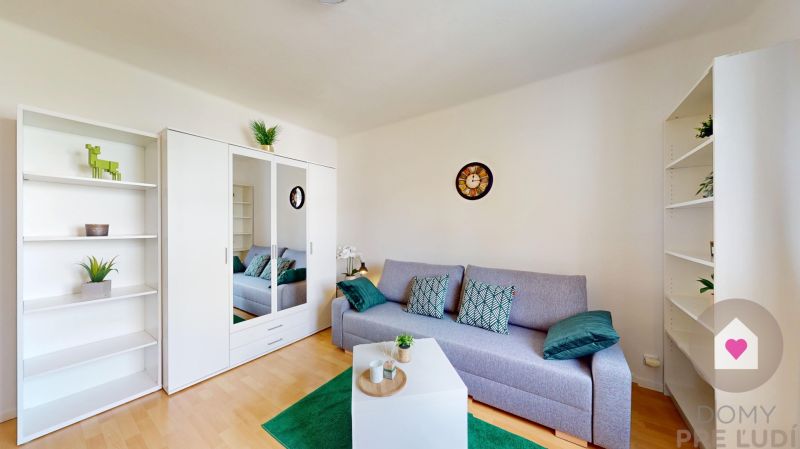 BA/KRAMÁRE - A stylish studio apartment after partial reconstruction