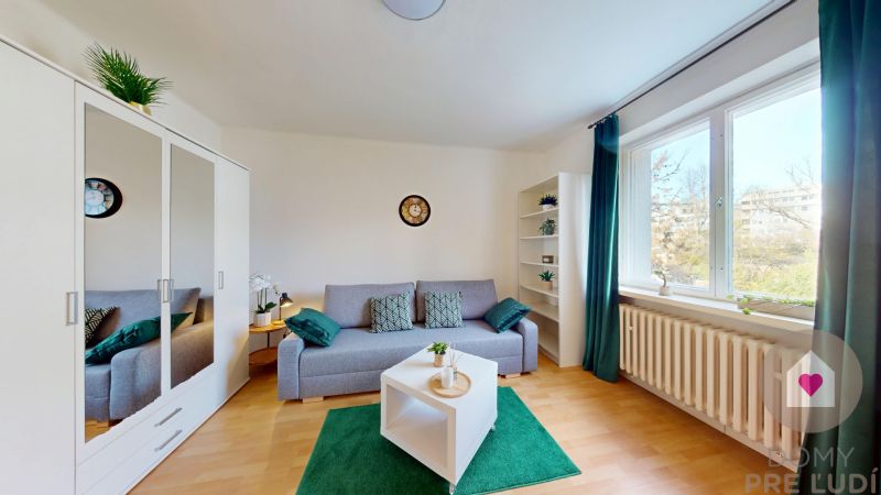 BA/KRAMÁRE - A stylish studio apartment after partial reconstruction