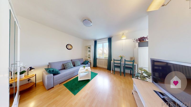 BA/KRAMÁRE - A stylish studio apartment after partial reconstruction