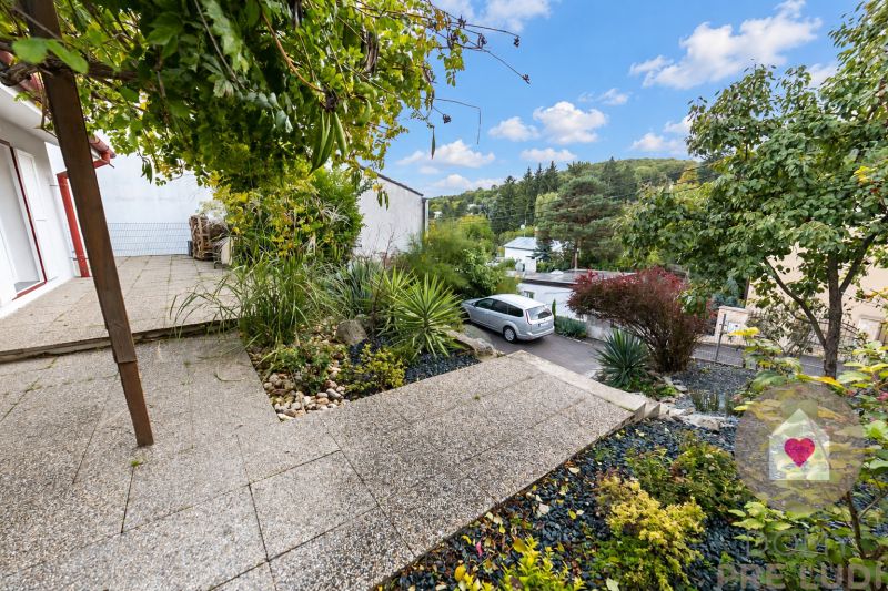 BA/Hi-Rent a completely renovated family house near the forest