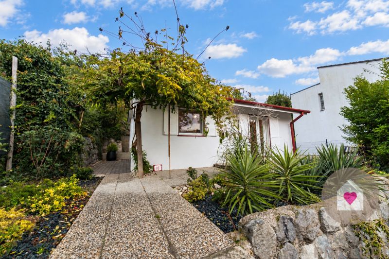 BA/Hi-Rent a completely renovated family house near the forest
