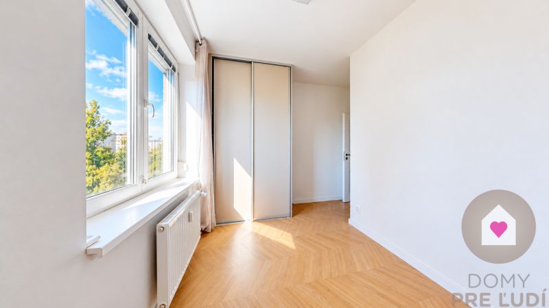 BA/NIVY-Rent of a complet renovated 3-room apartment near Old town