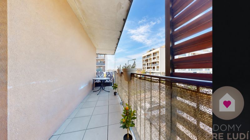 SLNEČNICE–VILADOMY|Bright 2-room apartment with a 25 m² terrace