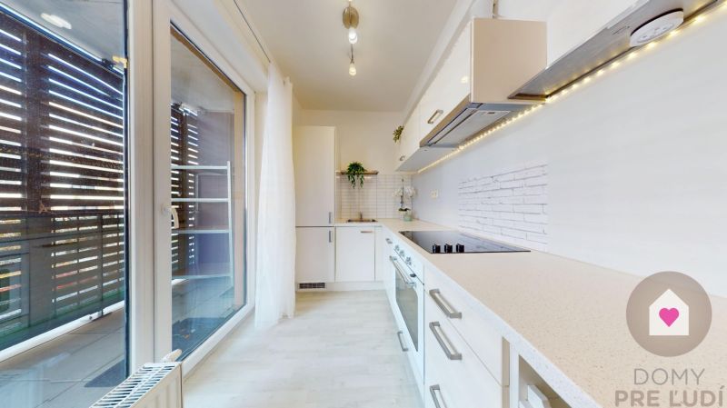 SLNEČNICE–VILADOMY|Bright 2-room apartment with a 25 m² terrace