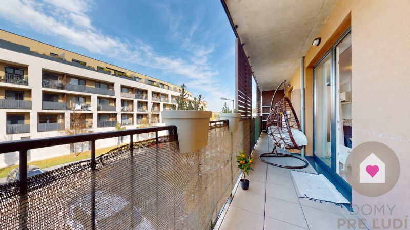 SLNEČNICE–VILADOMY|Bright 2-room apartment with a 25 m² terrace