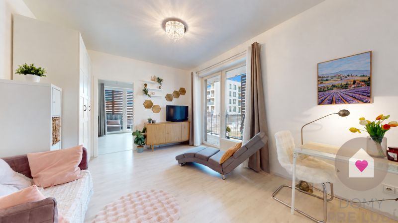 SLNEČNICE–VILADOMY|Bright 2-room apartment with a 25 m² terrace