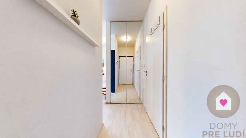 SLNEČNICE–VILADOMY|Bright 2-room apartment with a 25 m² terrace