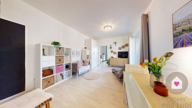 SLNEČNICE–VILADOMY|Bright 2-room apartment with a 25 m² terrace