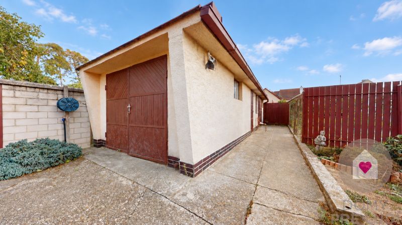Lozorno–RENTAL of a furnished 3-room detached house- courtyard, garage
