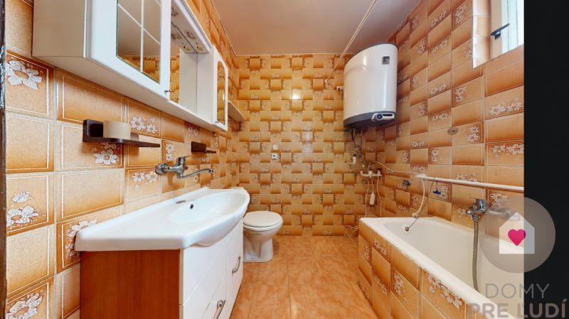 Lozorno–RENTAL of a furnished 3-room detached house- courtyard, garage