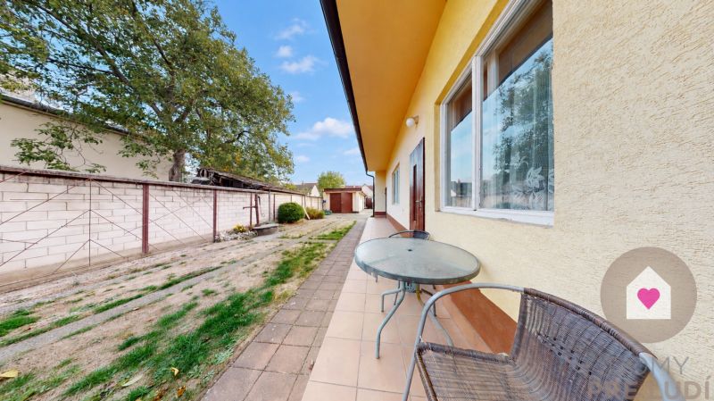 Lozorno–RENTAL of a furnished 3-room detached house- courtyard, garage