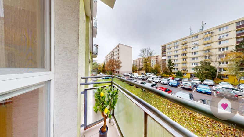 BA/RUŽINOV-Renting a 1-room apartment with a balcony and a cellar 